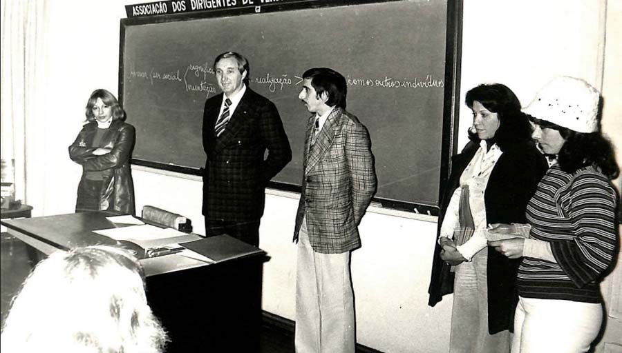 1976 - Curso Relações Humanas para Recepcionistas