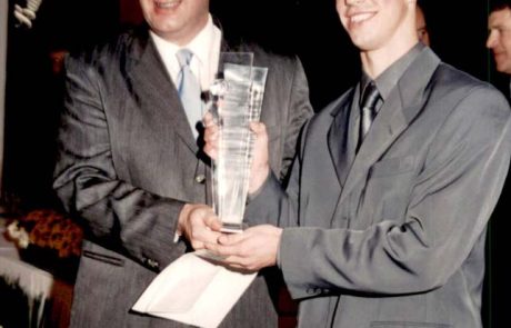 2002 - IV Top Universitário - Prêmio Marco Antonio Piazzetta - Adriano Lunardon