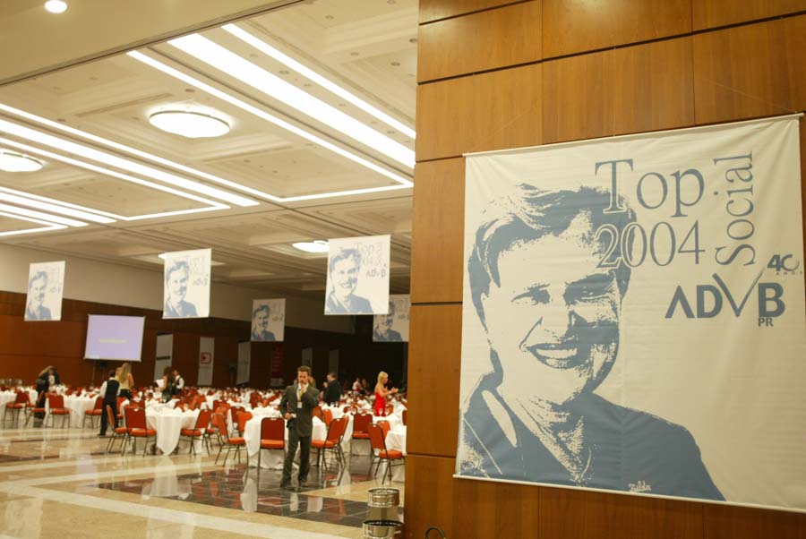 2004 - Top Social