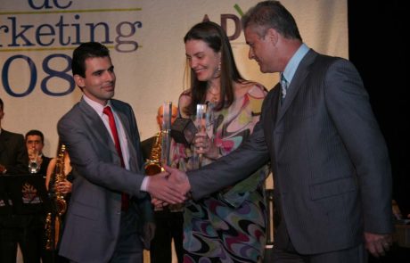 2008 – Top de Marketing – Aldo Malucelli, Ana Amélia Filizola e Mariano Lemanski 2008 - Top de Marketing - Aldo Malucelli, Ana Amélia Filizola e Mariano Lemanski