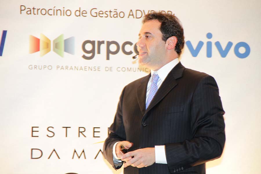 2011 - Estrela da Manhã - Artur Grymbaum