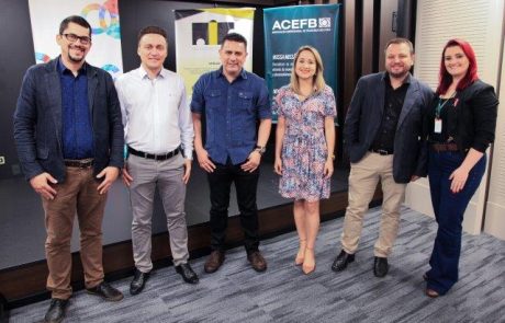 2018 - Estrela da Manhã - Francisco Beltrão - Gilmar Piolla - Caroline Bueno