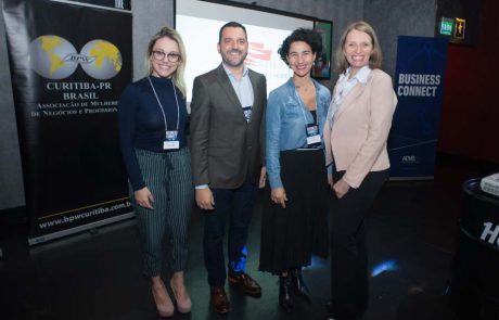 2019 – Business Connect – Julho – Cris Alessi – Gisele Suardi – Eduardo Jaime – Birgit Marsili 2019 - Business Connect - Julho - Cris Alessi - Gisele Suardi - Eduardo Jaime - Birgit Marsili