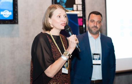 2019 – Business Connect – Março – Regina Arns – Eduardo Jaime 2019 - Business Connect - Março - Regina Arns - Eduardo Jaime