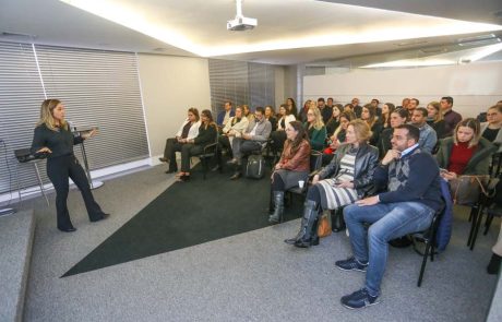 2019 – Papo ADVB – Flavia Guetter 2019 - Papo ADVB - Flavia Guetter