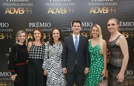 2019 – Prêmio Personalidades – Daniel Pimentel – Gisele Suardi – Zi – Scholze – Flavia Ferreira – Mariana Siqueira 2019 - Prêmio Personalidades - Daniel Pimentel - Gisele Suardi - Zi - Scholze - Flavia Ferreira - Mariana Siqueira