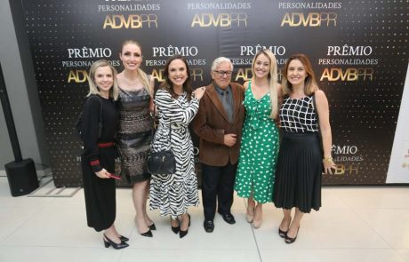 2019 – Prêmio Personalidades – Trio Comunicação – Gisele Suardi – Juk – Alzira 2019 - Prêmio Personalidades - Trio Comunicação - Gisele Suardi - Juk - Alzira
