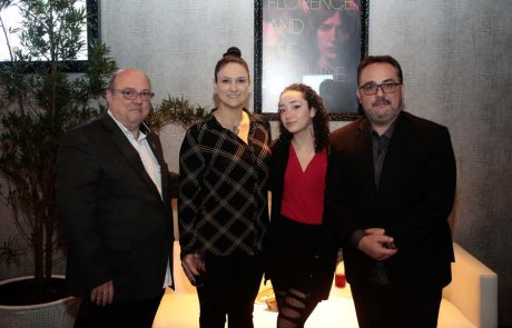 2019 – Evento Lançamento Top de Marketing – Mauro Gil – Lorena Nogarolli – Paola – Claudio Stringari 2019 - Evento Lançamento Top de Marketing - Mauro Gil - Lorena Nogarolli - Paola - Claudio Stringari