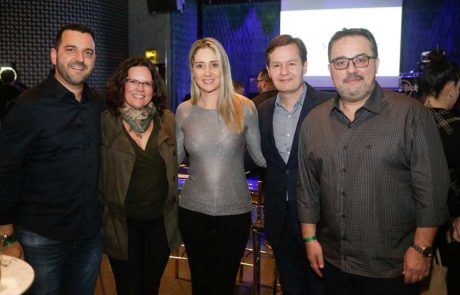 2019 – Evento Lançamento Top de Marketing – Silvana – Ticiane Pfeiffer – Rogerio Afonso – Claudio Stringari 2019 - Evento Lançamento Top de Marketing - Silvana - Ticiane Pfeiffer - Rogerio Afonso - Claudio Stringari