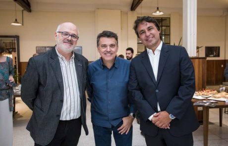 2019 – Lançamento Anuário – Paulo Cesar Nauiack – Roger Rieger – Marcelo Romaniewickz 2019 - Lançamento Anuário - Paulo Cesar Nauiack - Roger Rieger - Marcelo Romaniewickz