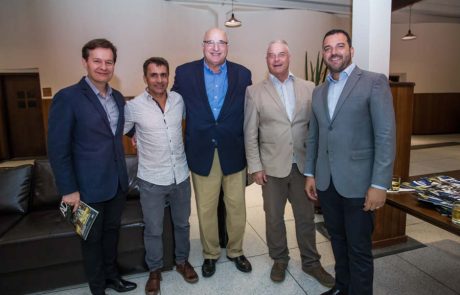 2019 – Lançamento Anuário – Rogerio Afonso – Carlinhos – Leão Rubin – Aldo Malucelli – Eduardo James 2019 - Lançamento Anuário - Rogerio Afonso - Carlinhos - Leão Rubin - Aldo Malucelli - Eduardo James