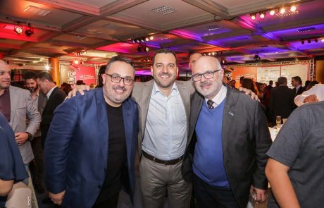 2019 – Top Marketing – Claudio Stringari – Eduardo Jaime – Paulo Cesar Nauiack 2019 - Top Marketing - Claudio Stringari - Eduardo Jaime - Paulo Cesar Nauiack