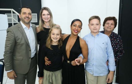 2019 – Top Marketing – Eduardo Jaime – Samatha Schmultz 2019 - Top Marketing - Eduardo Jaime - Samatha Schmultz