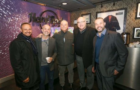 2019 – Estrela da Manhã – Curitiba – Peter Kronston – Marcelo – Leandro Herculano – Aldo Malucelli – Leão Rubin – João Santos 2019 - Estrela da Manhã - Curitiba - Peter Kronston - Marcelo - Leandro Herculano - Aldo Malucelli - Leão Rubin - João Santos