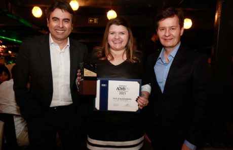 2021 – Premio Personalidades e Zilda Arns – Ganhadora Pers MKT Elis DAlessandro e Rogerio Afonso_1 2021 - Prêmio Personalidades e Zilda Arns - Eliz D'Alessandro - Luana Toniolo - Nelson Tanure