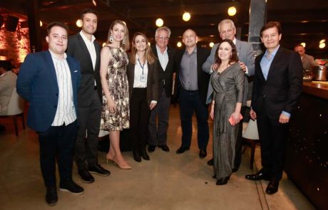 2021 – Prêmio Personalidades e Zilda Arns – Guilherme Vieira – Gislayne Muraro – Rogerio Afonso 2021 - Prêmio Personalidades e Zilda Arns - Guilherme Vieira - Gislayne Muraro - Rogerio Afonso