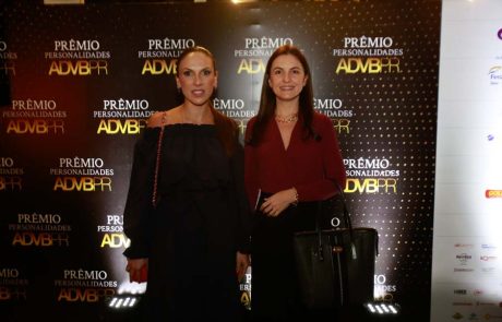 2021 – Prêmio Personalidades e Zilda Arns – Mariana Siqueira – Flavia Ferreira 2021 - Prêmio Personalidades e Zilda Arns - Mariana Siqueira - Flavia Ferreira