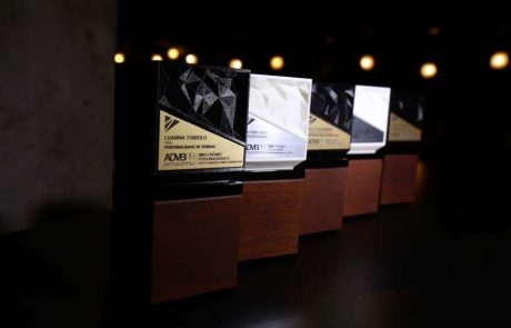 2021 – Premio Personalidades e Zilda Arns – trofeus4_1