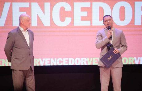 2021 – Top de Marketing – Comunicação – Aldo Malucelli – Riadis Dornelles 2021 - Top de Marketing - Comunicação - Aldo Malucelli - Riadis Dornelles