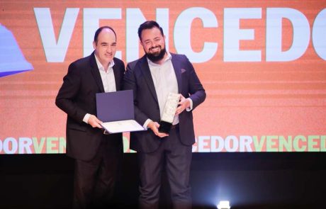 2021 – Top de Marketing – Jean Kuss – gran prix – Ney Braga Alves – Thiago Stachon – UNICESUMAR 2021 - Top de Marketing - Jean Kuss - gran prix - Ney Braga Alves - Thiago Stachon - UNICESUMAR