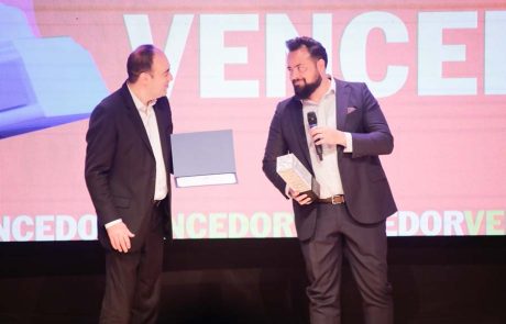 2021 – Top de Marketing – Jean Kuss – gran prix – Ney Braga Alves – Thiago Stachon – UNICESUMAR 2021 - Top de Marketing - Jean Kuss - gran prix - Ney Braga Alves - Thiago Stachon - UNICESUMAR