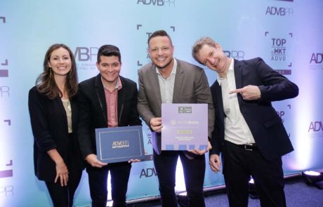 2021 – Top de Marketing – Renata Vicente – Jhonas Campos – Emanuel Peruzzo – Luiz Benite 2021 - Top de Marketing - Renata Vicente - Jhonas Campos - Emanuel Peruzzo - Luiz Benite