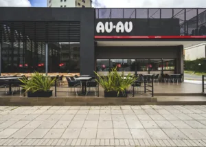 Caroline Andrusko - AUAU Carlos de Carvalho