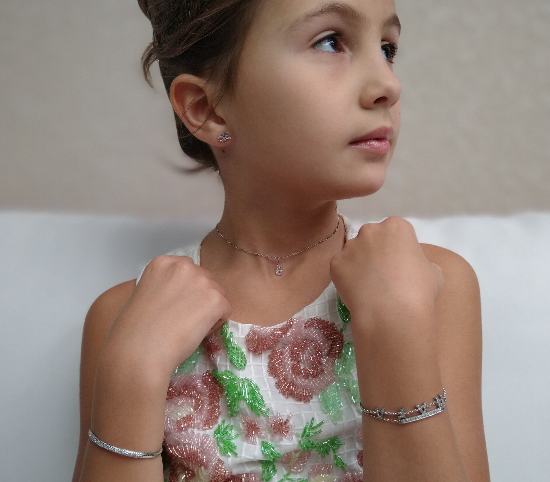 Aprenda a escolher corretamente as joias para crianças