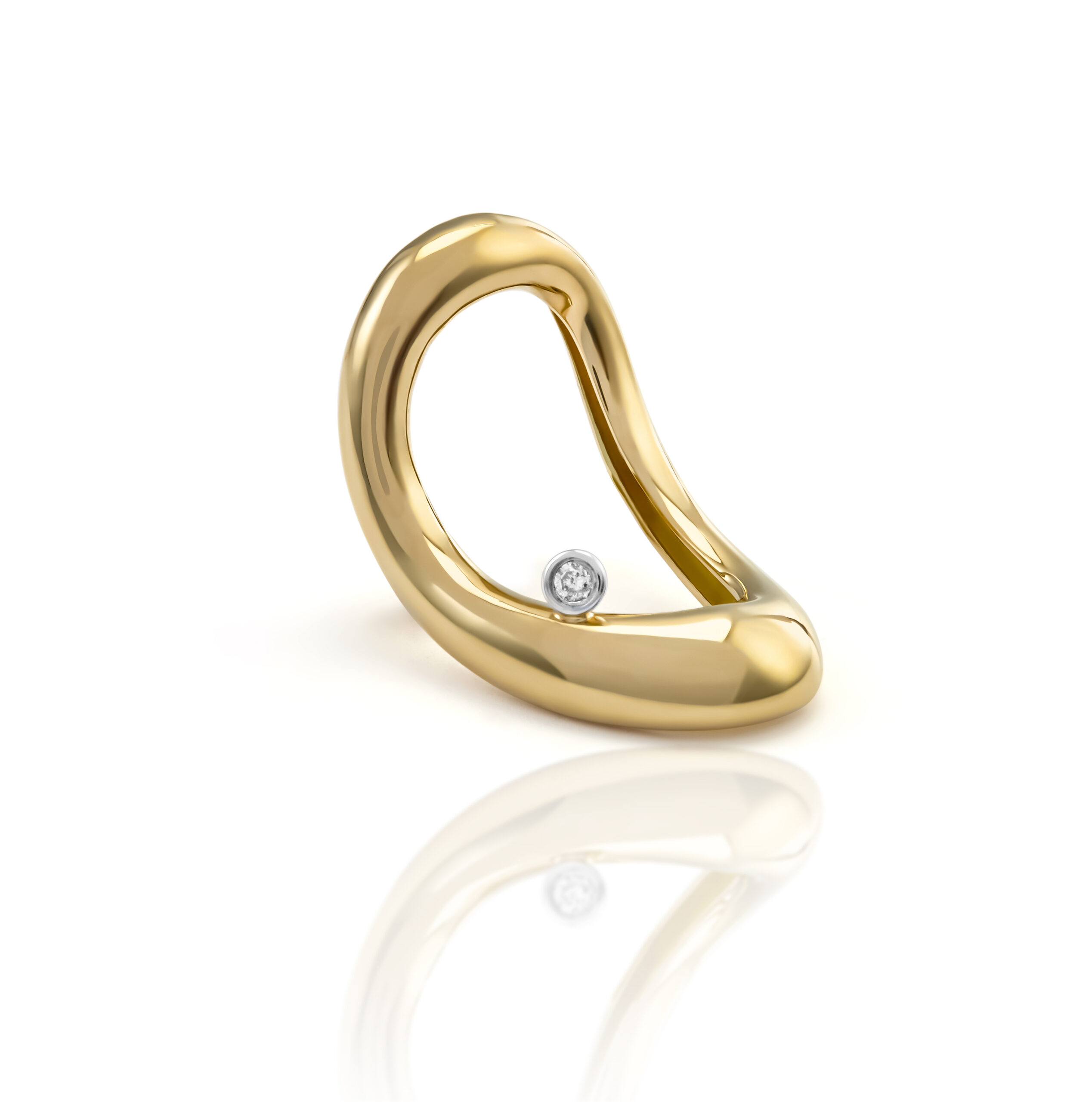 Piercing ouro amarelo e diamante 0,03 ct