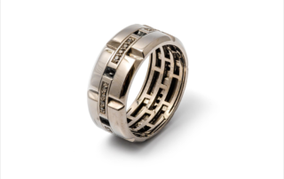 Imagem para ilustrar texto de blog sobre anéis masculinos