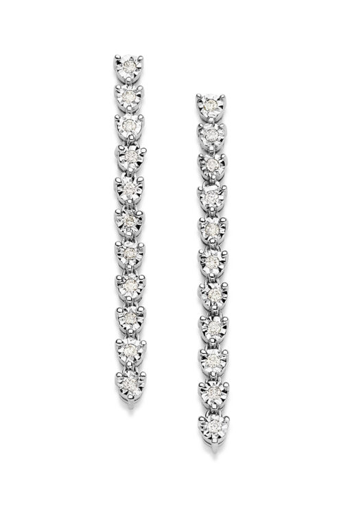 Brinco ouro branco e diamantes cravação artística 0,20 ct 