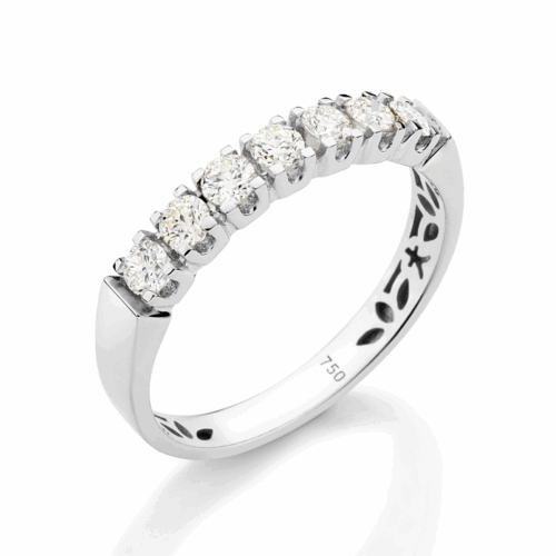 Meia aliança ouro branco, 7 diamantes 0,50ct 