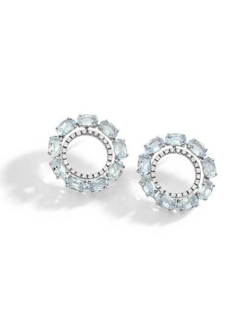 Brinco ouro branco, topázios azuis 5,40 ct, diamantes 0,22 ct 